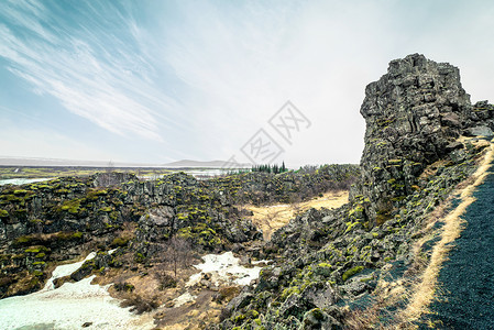 冰岛伊夫利尔公园的岩石景观图片