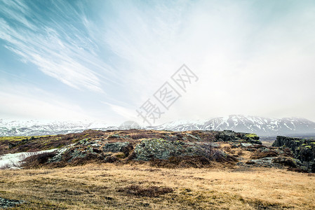 来自冰岛的风景中的远山图片