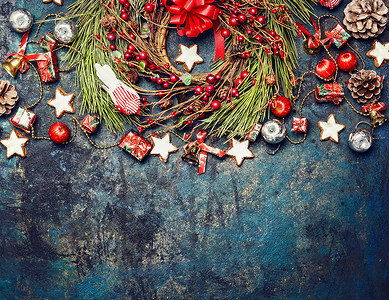 复古的圣诞背景与红色装饰图片