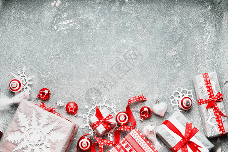 圣诞背景与白色红色礼品包装图片