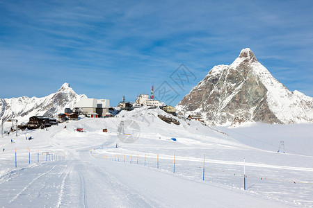 马嵬坡塞维尼亚滑雪胜地的高原罗莎意大利最高的滑雪坡3480公吨背景中,麦角塞维尼亚,瓦勒DRsquoAosta,意背景