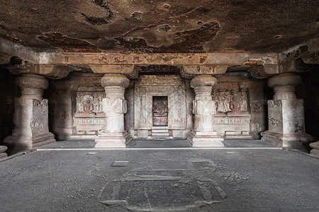 凯乐石埃罗拉洞穴附近的奥朗加巴德,马哈拉施特拉邦印度背景