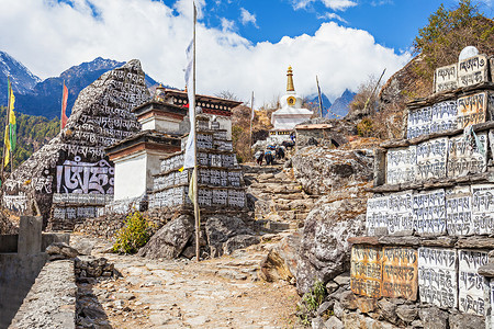 玛尼帕迪姆哼石,珠穆朗玛峰跋涉,喜马拉雅,尼泊尔图片