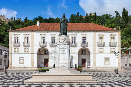 葡萄牙托马尔共国广场市政厅高清图片