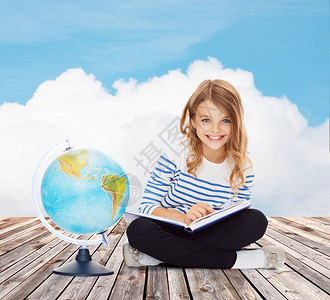 教育,地理,童,人学校的小学生女孩学与地球书籍蓝天云背景图片