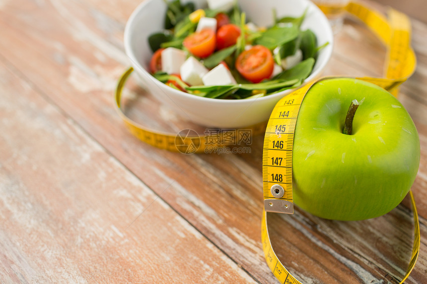健康饮食,节食,减肥减肥的绿苹果,测量磁带沙拉图片