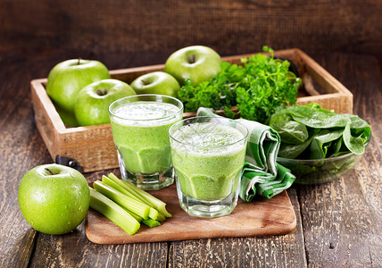 绿色果汁苹果芹菜菠菜图片