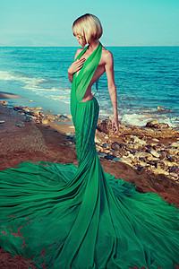 美人鱼公主海洋上美丽的仙女时尚照片背景