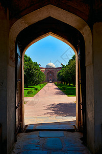 胡的坟墓入口大门观看德里,印度图片
