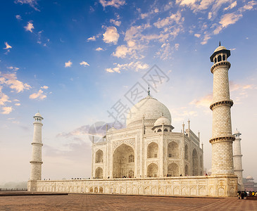泰姬陵日出时印度符号印度旅游背景阿格拉,印度图片