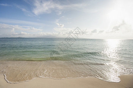 海滩上的水边泰国KohPhaNn图片