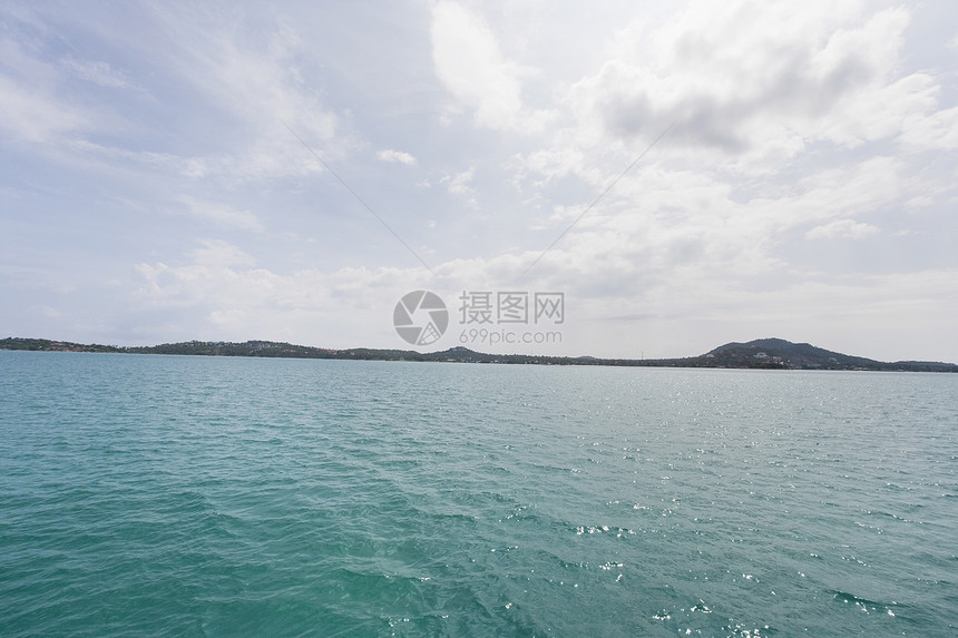 背景为岛屿的热带蓝海科萨梅泰国图片