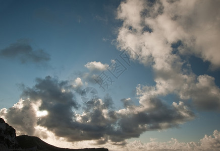 美丽的日出景观穆佩湾湾上美丽的日出景观图片