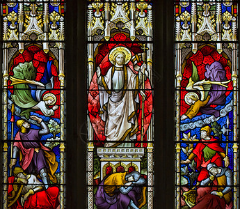 令人震惊的15世纪彩色璃窗细节与充满活力的颜色优秀的细节复活耶稣天图片