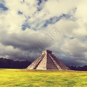 库库坎金字塔Chichenitza遗址,墨西哥高清图片
