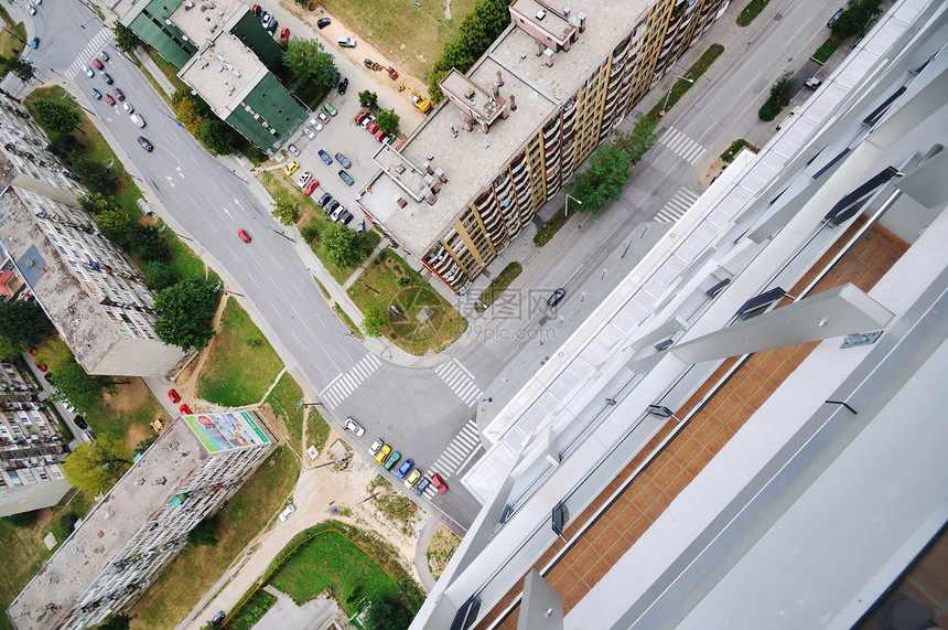 巴尔坎上最大的Bosmal建筑中的萨拉热窝城市景观图片