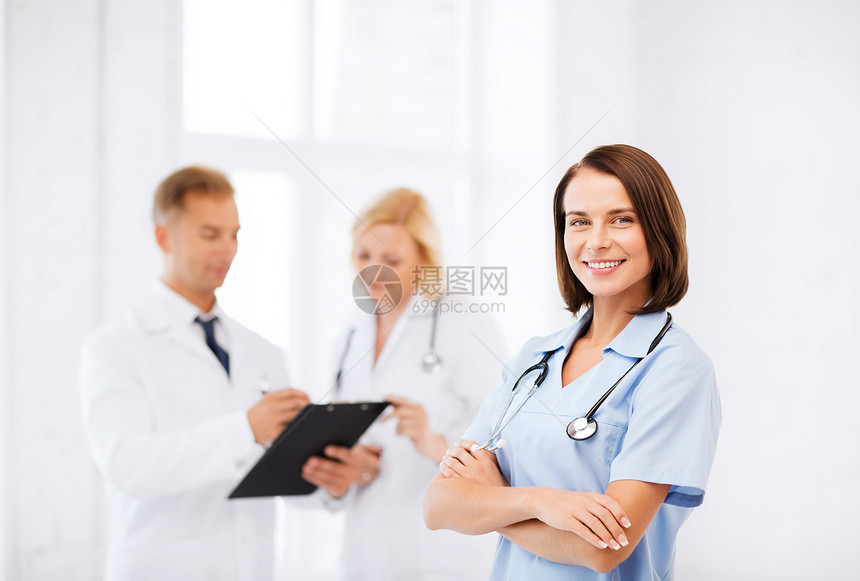 医疗保健医疗轻的女医生听诊器图片