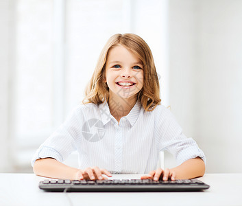 教育,学校未来的技术小学生女孩键盘想象屏幕学校图片