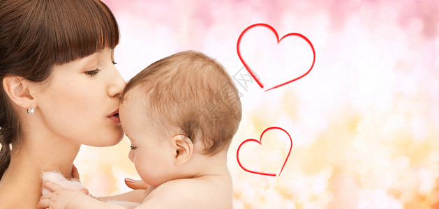 爱宝贝的素材家庭,孩子,父母幸福的快乐的母亲与可爱的婴儿背景