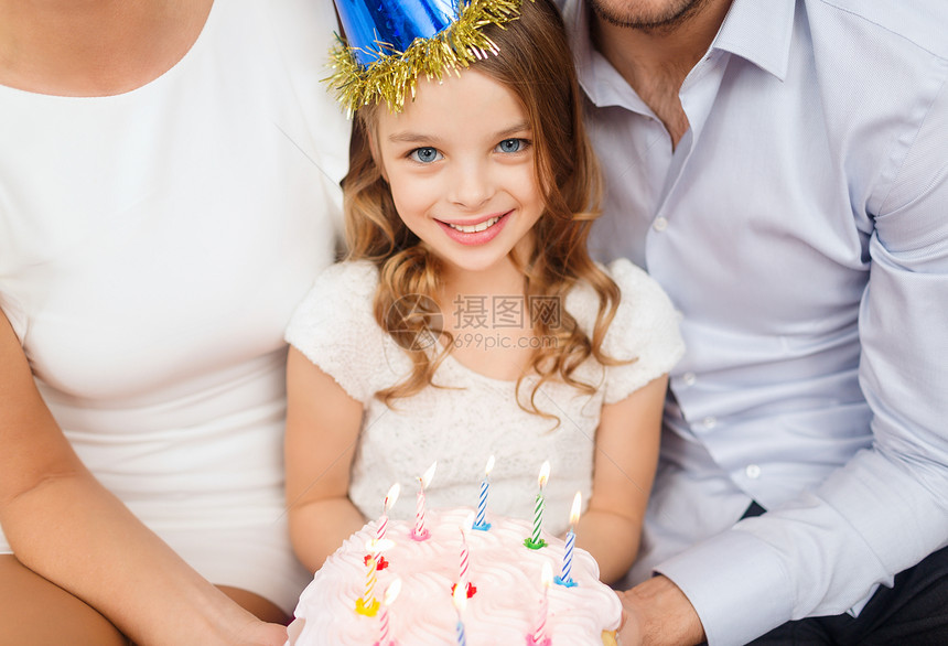 庆祝,家庭,节日生日家庭与蛋糕蜡烛图片