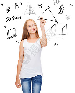 教育新技术微笑的十几岁女孩穿着空白白衬衫,虚拟屏幕上画三角形图片