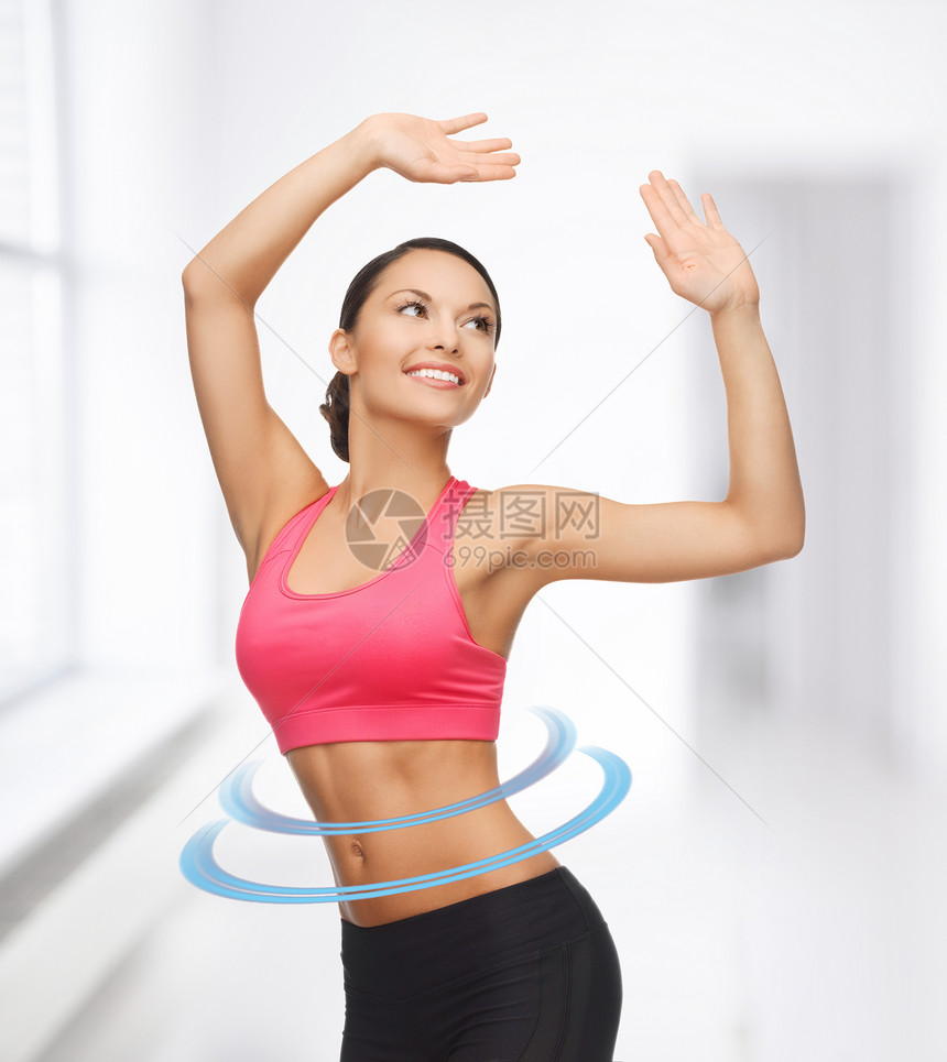美丽的运动女人氧舞蹈运动图片