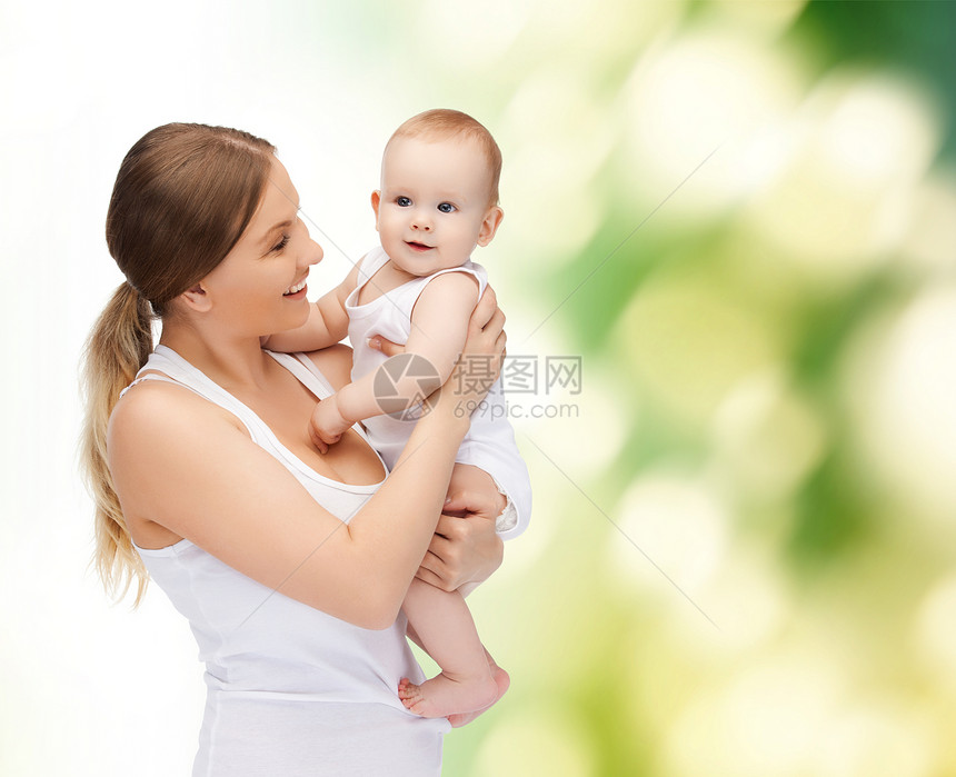 家庭,孩子幸福的快乐的母亲与可爱的婴儿图片