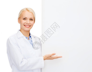 保健,广告医学微笑的女医生与白色空白板图片