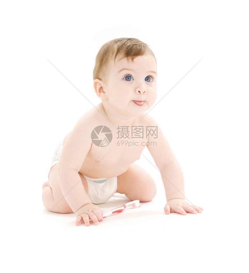 婴儿穿着尿布的照片图片