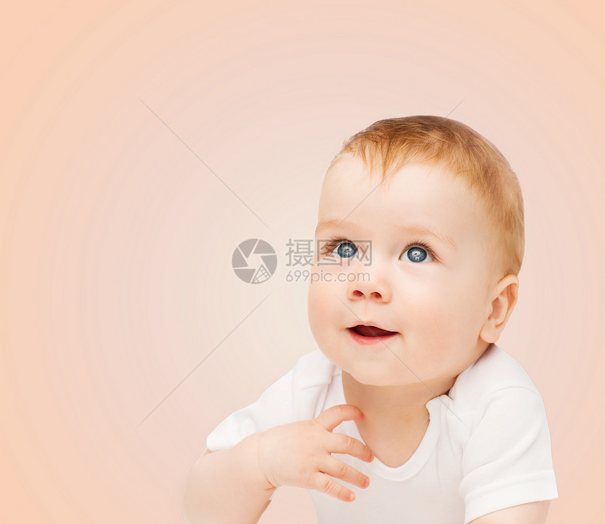 孩子幸福的微笑的婴儿图片