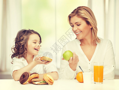 母亲女儿健康健康的食物图片