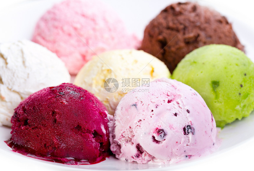 盘各种冰淇淋图片