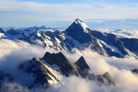 山厨师的景观与薄雾直升机,新西兰高清图片