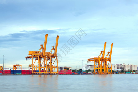 曼谷港口码头,用于航运物流图片