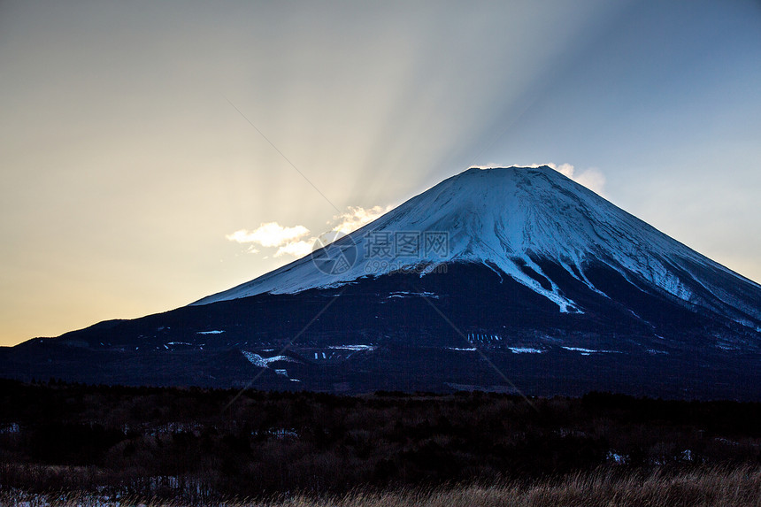 富士山钻石日出冬天图片