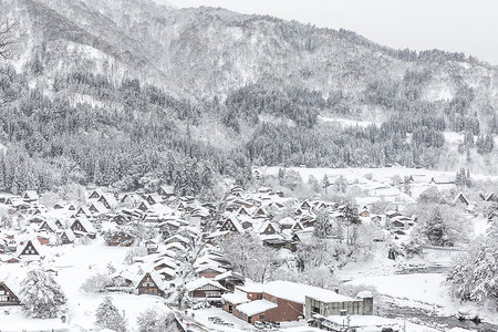 冬季西拉卡瓦戈与雪府楚布日本高清图片