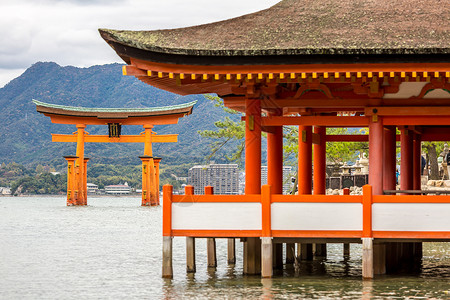 宫岛,广岛,著名的浮托里门日本图片