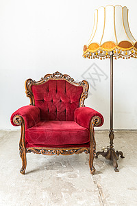 红色复古风格的椅子与灯图片