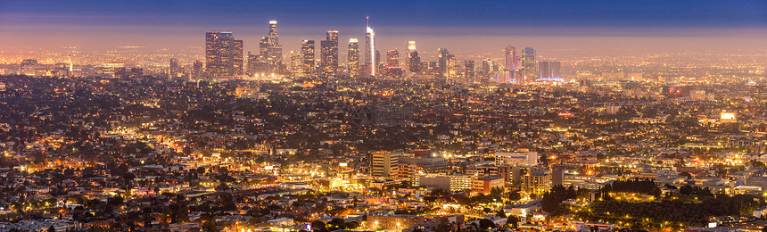 洛杉矶市中心日落鸟瞰,加利福尼亚,美国图片