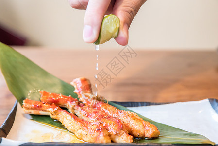烤塔拉巴日本帝王蟹图片