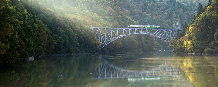 秋叶福岛桥观景点油友福岛三岛日本全景图片