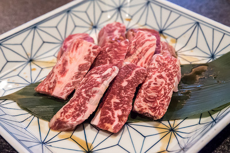 瓦古牛肉肋骨优质日本肉烧烤Yakiniku高清图片