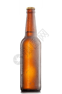 啤酒瓶与水滴霜隔离白色背景图片