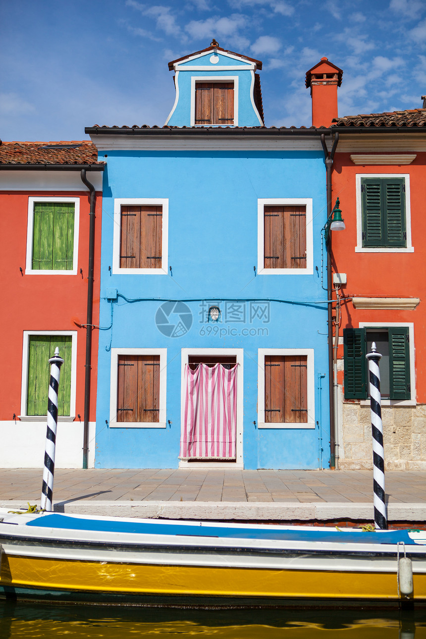 意大利威尼斯附近的博拉诺岛上的彩色房子图片