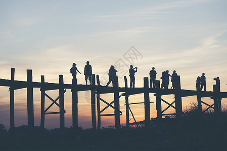 最后盏灯吴邦桥,木桥曼德勒,缅甸高清图片