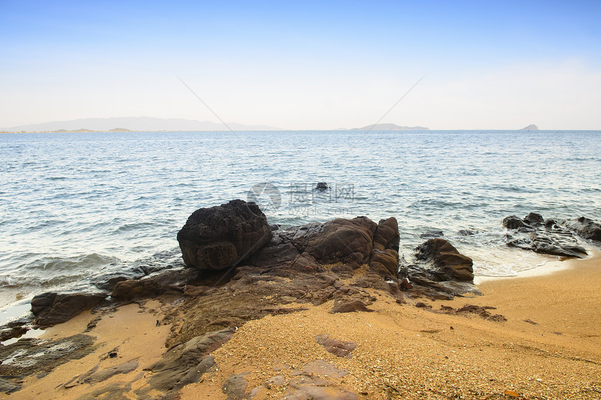美丽的海景海洋岩石自然构成图片