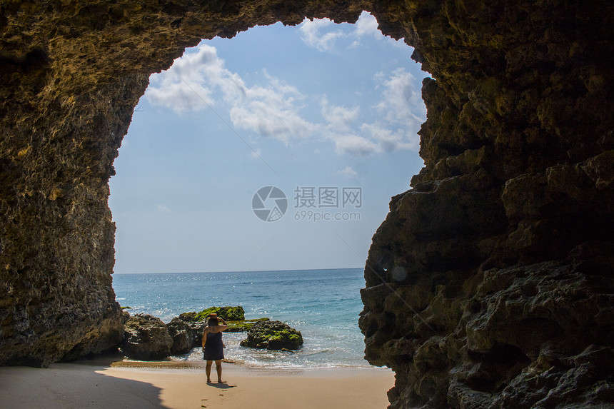美丽的海滩洞穴景观暑假照片美丽的海滩洞穴景观图片