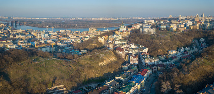 伏兹德维琴卡地标天空高清图片