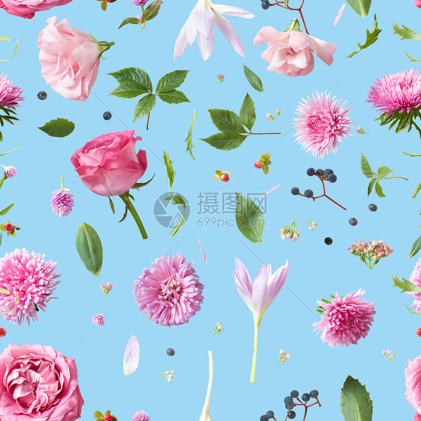 优雅的无缝壁纸图案与粉红色的花朵蓝色背景优雅的无缝壁纸图案与粉红色的花图片