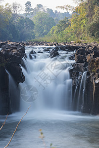 老挝的瀑布图片
